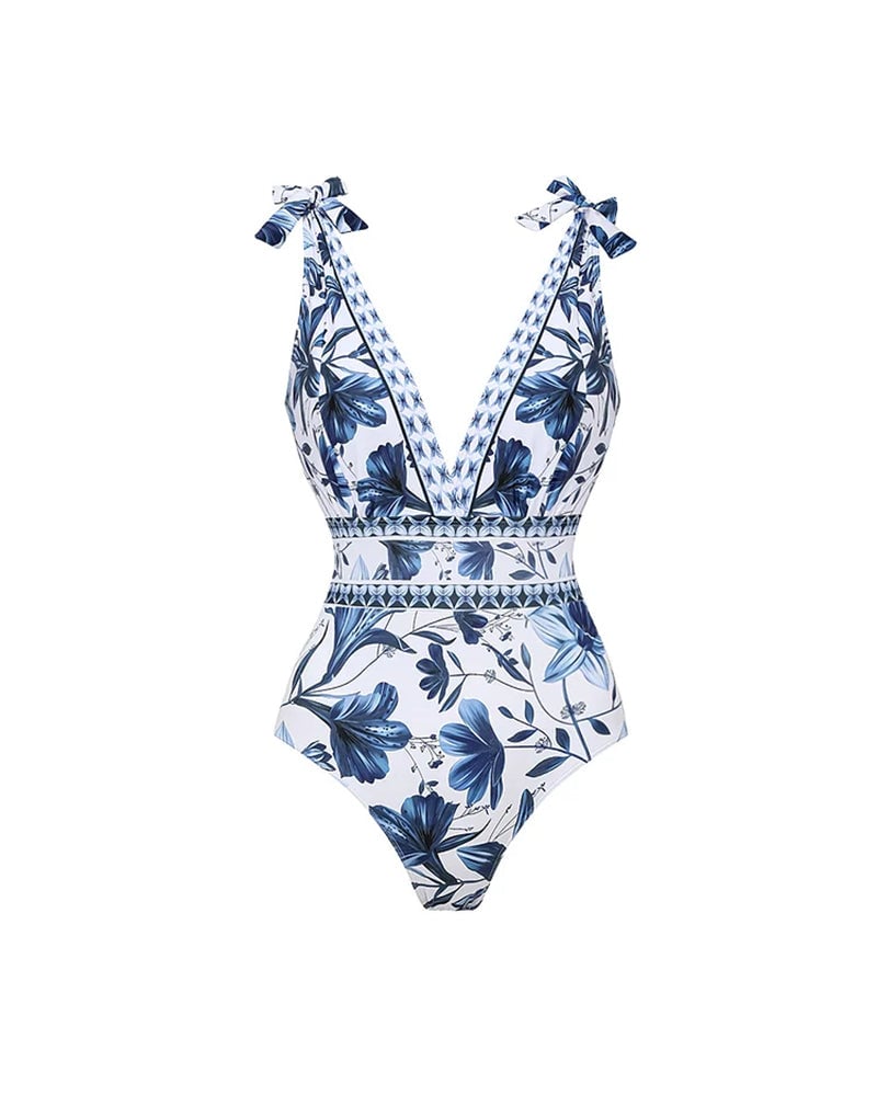 VelvaraChic™ — Own Every Moment with Flawless Fit and All-Day Confidence