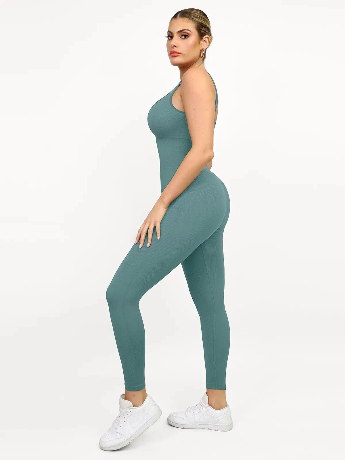 SculptivaFlex™ — Power Your Day with All-Day Comfort and Confidence
