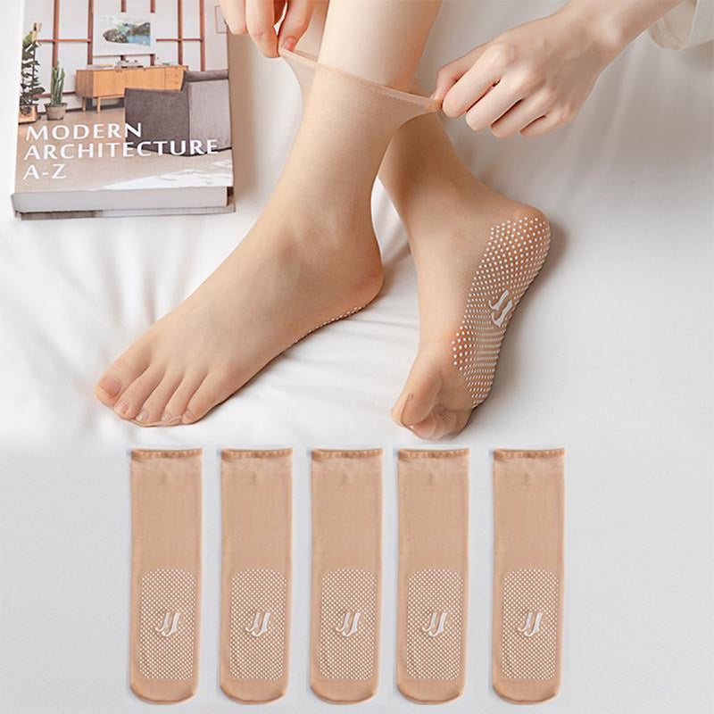 SilkTrace™ Invisible Socks — Feel Confident and Fresh with Every Step