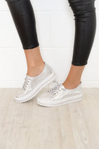 LumaStride™ Leather Sneakers — Step Confidently in All-Day Cloud-Like Comfort and Bold Style