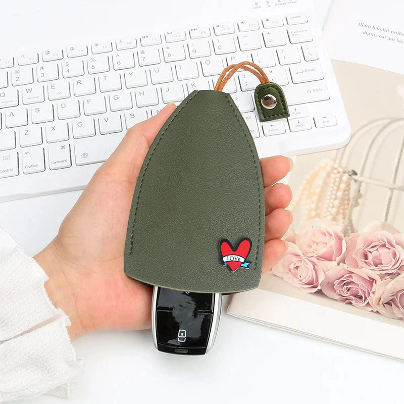 ClaveLuxe™ — Transform Your Chaos into Smooth, Stylish Key Control