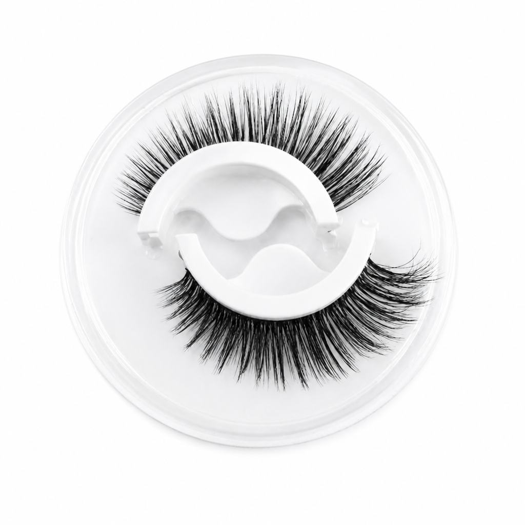 LuxeLash™ — Effortless Glam in Seconds for Eyes That Captivate Instantly