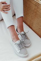 LumaStride™ Leather Sneakers — Step Confidently in All-Day Cloud-Like Comfort and Bold Style