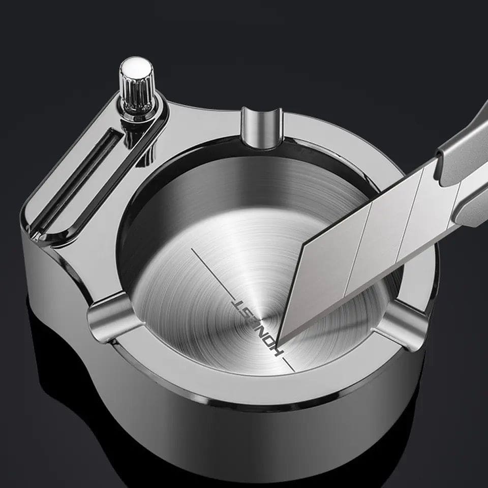 VestaFlame™ — Elevate Every Smoke Break with Sleek, Mess-Free Convenience