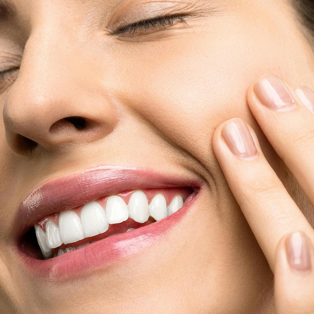 LumiSheen™ — Instantly Ignite Confidence with a Brilliant, Pain-Free Smile