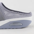 VivaStride™ — Walk Pain-Free with Cushioned Comfort that Adapts to You All Day
