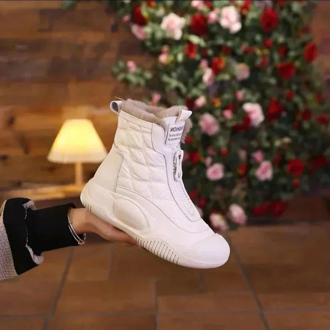 GlacierShield™ — Wrap Your Feet in Dry, Cozy Confidence All Winter Long