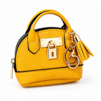ShellAura™ — Carry Your Essentials in Effortless Style and Confidence