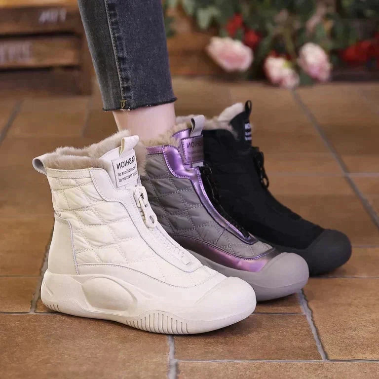GlacierShield™ — Wrap Your Feet in Dry, Cozy Confidence All Winter Long