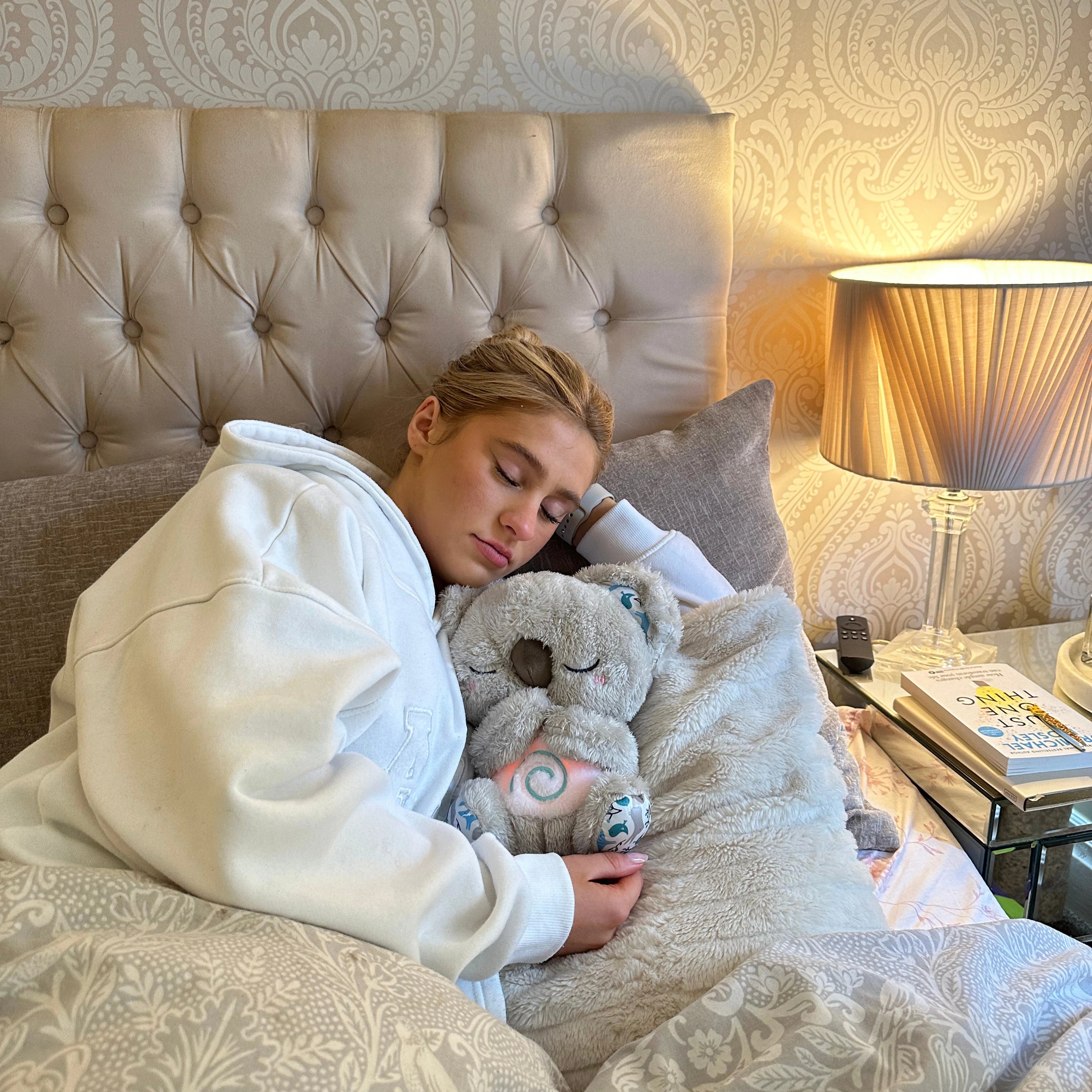 DreamNest™ — Wrap Yourself in Soothing Comfort for Deep, Restful Sleep Every Night