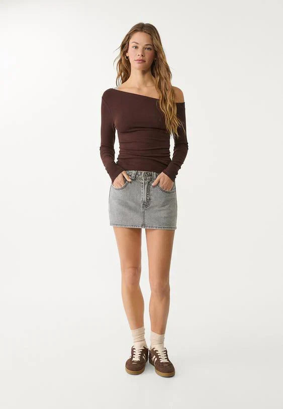 VeloraShift™ — Move Freely, Look Flawless All Day Long