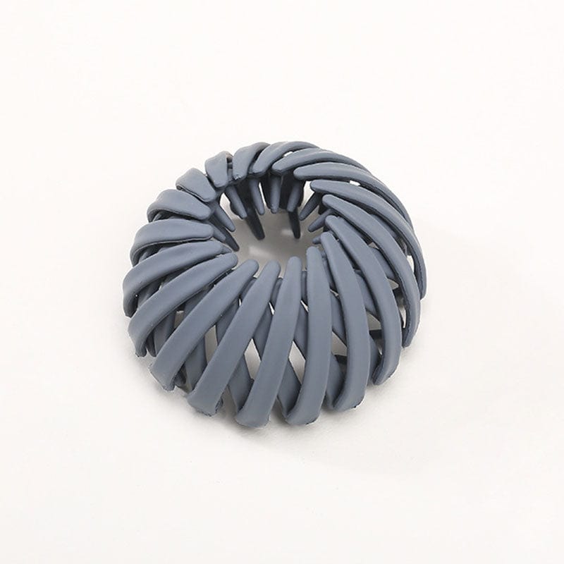 SolaraSnap™ — Lock Every Strand with All-Day Confidence and Effortless Charm
