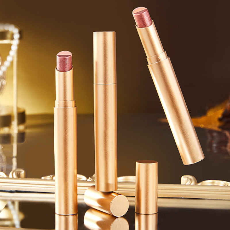 NovaLuxe™ — Unlock Effortless All-Day Radiance That Turns Every Head