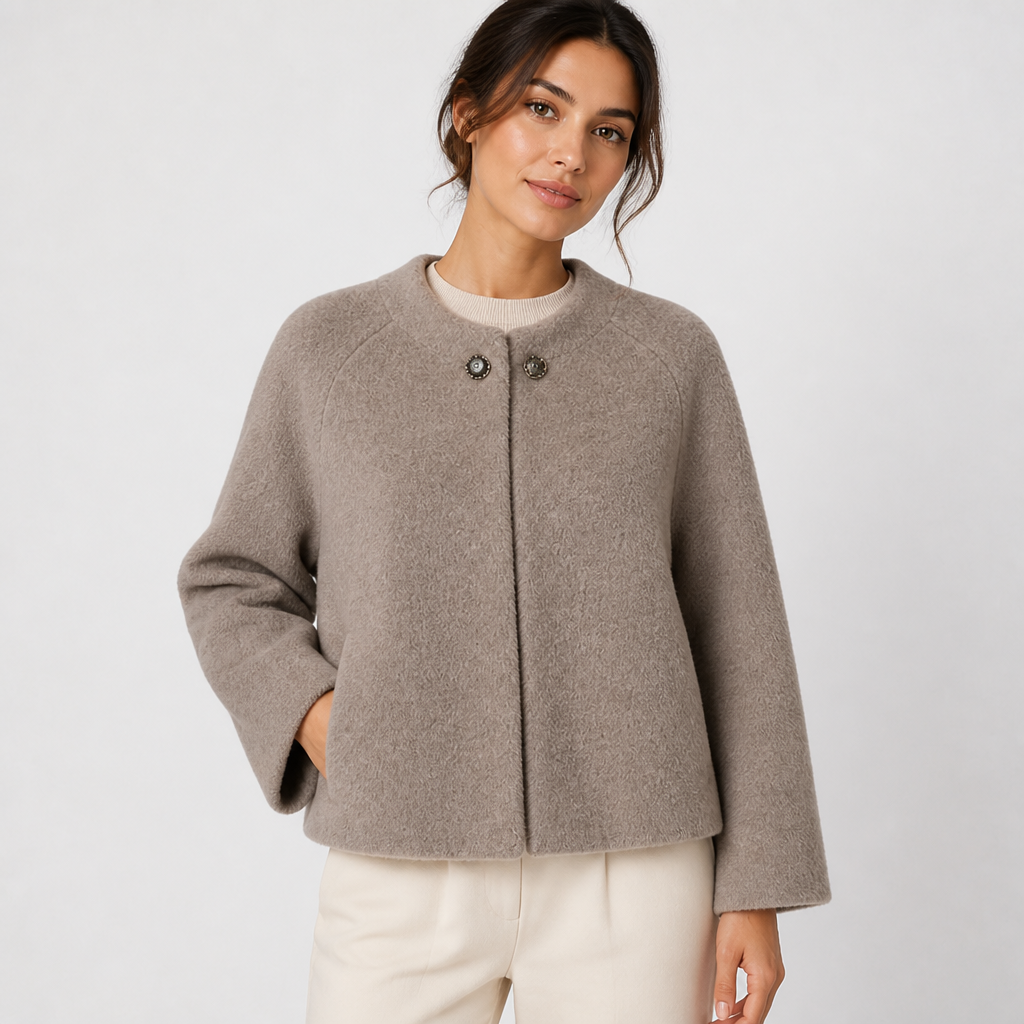 Sveltira™ Luxe Overcoat — Wrap Yourself in Unmatched Softness and Effortless Elegance