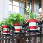 Lumecrest™ — Make Your Plants the Center of Attention Without the Hassle
